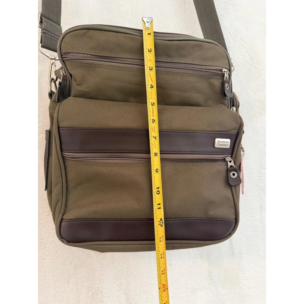 American Tourister‎ Messenger Bag Olive Canvas Crossbody Travel Bag Brown Trim